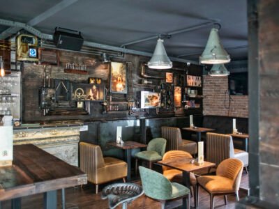 Sherlock Bar