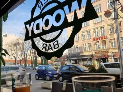 Woody Beer Bar