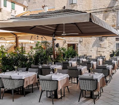 ADRIATIC sushi • oyster • seafood