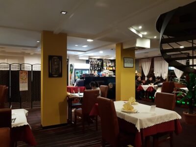 Kineski Asian restaurant (Hong Yun)
