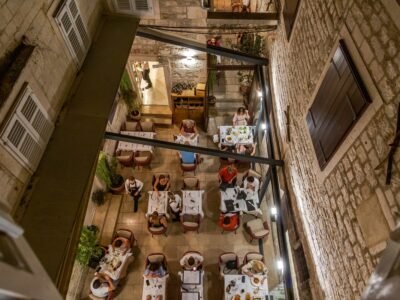 LAGANINI seafood • pasta • steak